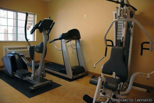 Econo Lodge Inn & Suites Bryant Bagian luar foto